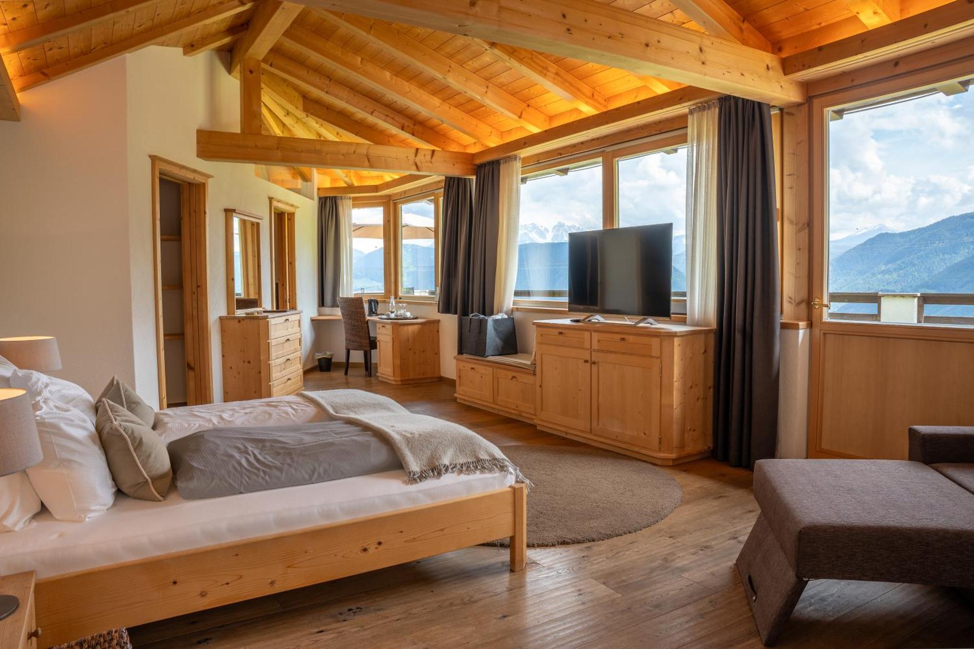 Chalet Grumer Suites&Spa Soprabolzano Luaran gambar